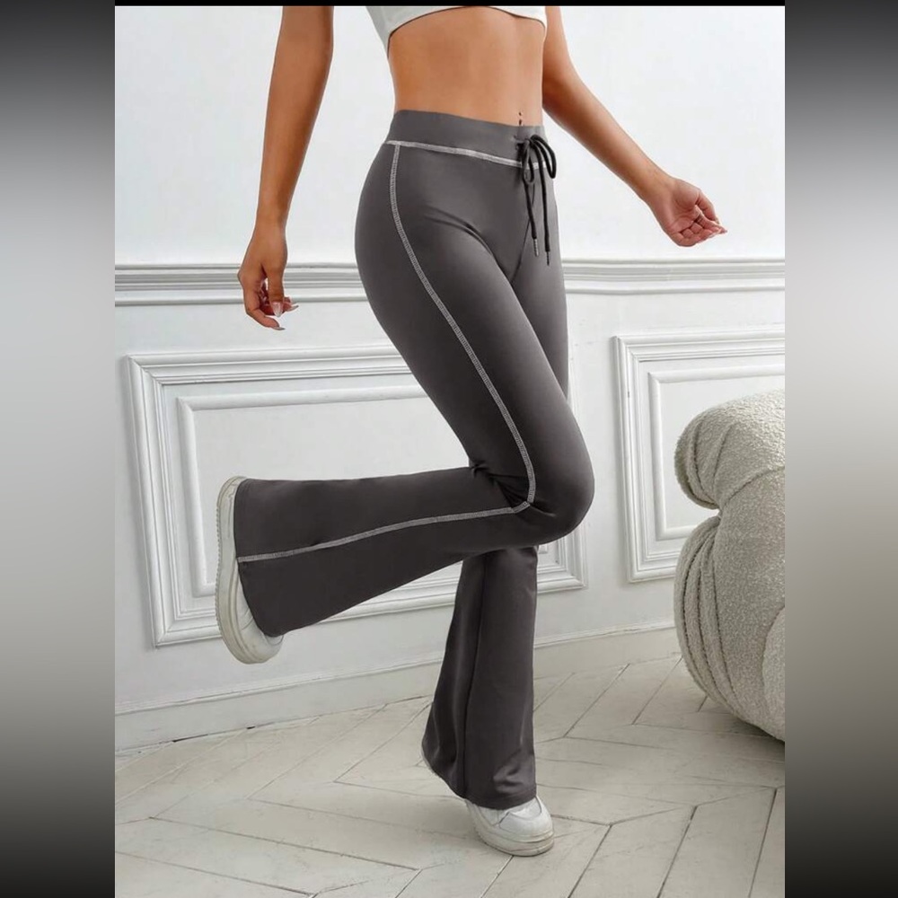 SHEIN EZwear Top Stitching Drawstring Waist Flared Leg Pants